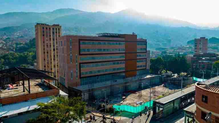 Entregan la Unidad Hospitalaria de Buenos Aires, luego de 8 años de iniciar obras