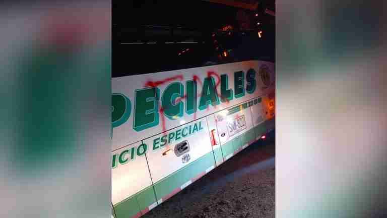 Incineraron 2 buses que prestan servicio a contratistas de la Hidroeléctrica Ituango