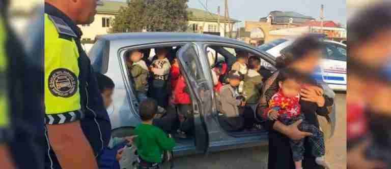 ¡Increíble! Rescataron a 25 niños del carro de su maestra en Uzbekistán
