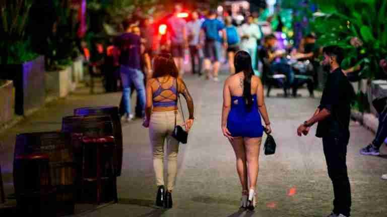 Polémica por propuesta de candidato a la Alcaldía de crear Distrito Rojo en Medellín