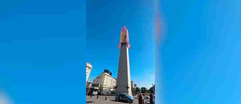 ¿Un condón gigante tapó el Obelisco de Buenos Aires? Esto pasó