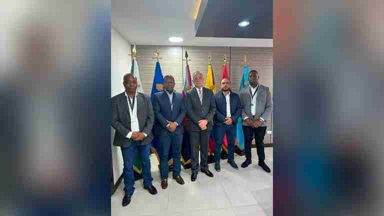Ministro de Defensa hace presencia en el Cauca tras problemas de orden público