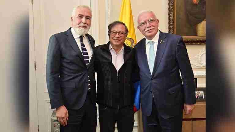El presidente Petro recibió en Bogotá al canciller de Palestina
