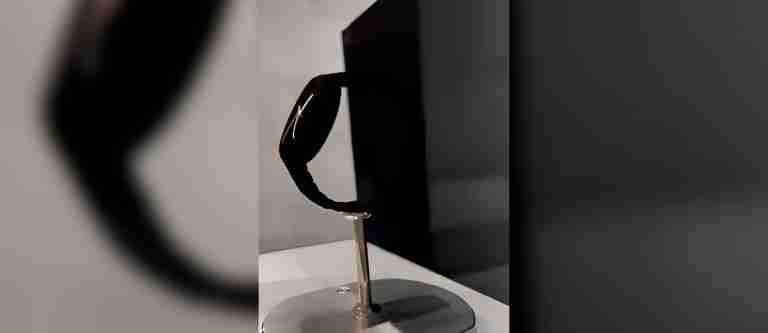 ¡Increíble! Reloj de alta tecnología se vuelve casi invisible