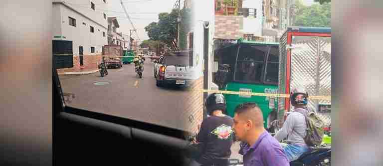 Cuatro personas heridas deja accidente de tránsito en La América