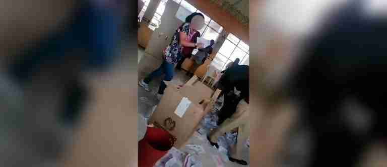 En Santiago, Putumayo destruyeron material electoral en un puesto de votación.