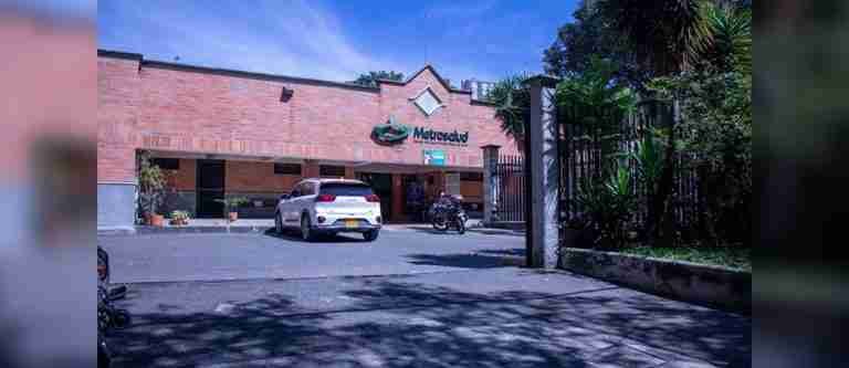 Reapertura de tres centros de salud en Medellín, luego del mantenimiento en su infraestructura