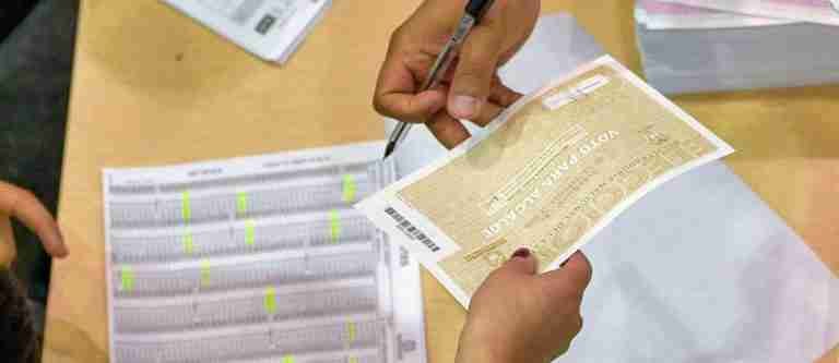 Conozca los tarjetones para votar en Medellín este domingo, ¿cuántos son?