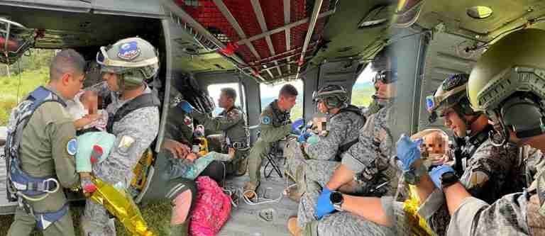 Dos menores con afecciones gastrointestinales fueron salvados por un helicóptero Ángel