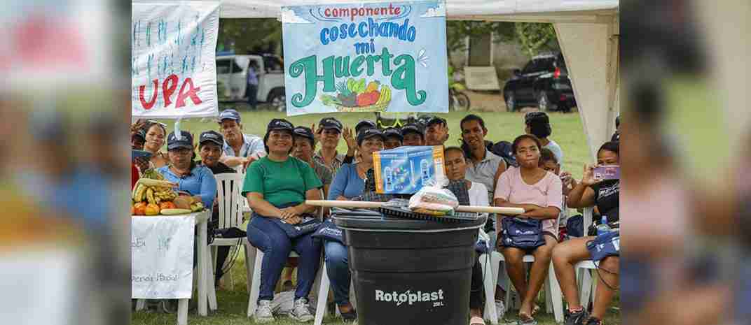 Inició entrega de incentivos monetarios a más de 4 mil hogares víctimas de desplazamiento