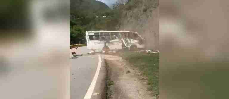 Dos personas sin vida y 20 heridos deja accidente de tránsito en la vía Bogotá-La Vega