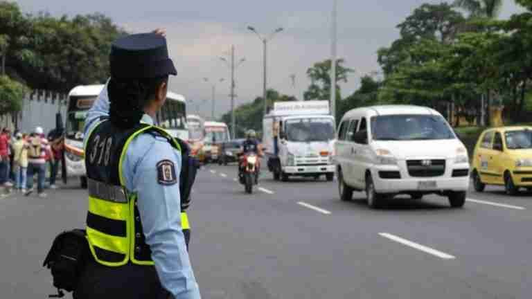 Incidentes viales generan a esta hora congestión en varios puntos de Medellín