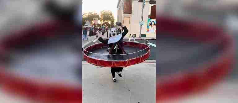 La monja de la feria: el personaje viral que fue la inspiración para muchos disfraces de Halloween