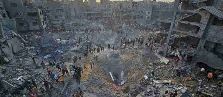 ¡Atención! Israel admite haber bombardeado campo de refugiados en Gaza