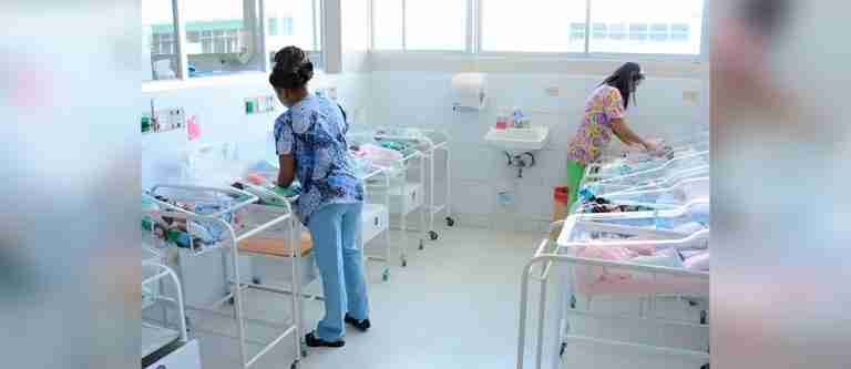 Escasean las IPS para que nazcan bebés en Medellín. Seis han cerrado servicios de obstetricia en 2023 
