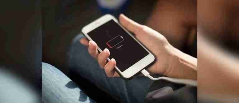 Crean una batería que carga el celular un 90% en 10 minutos