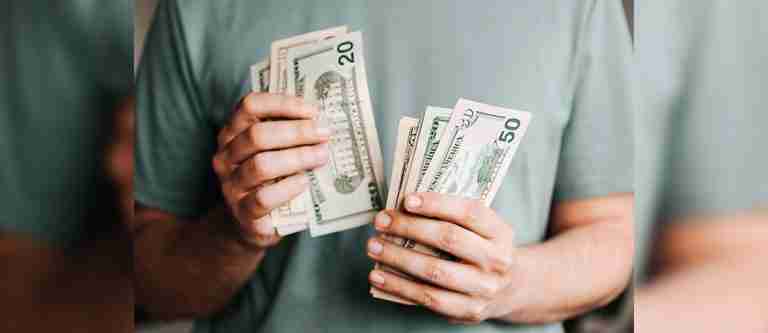 Así se comportó el dólar en 2023 en Colombia: bajó su valor en un 20 %