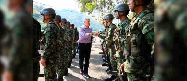 Gobernador, Andrés Julián, propone la creación de Escuadrones Militares y Policiales para fortalecer la seguridad en el departamento
