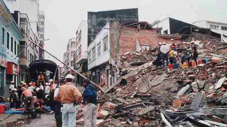 Hoy se cumplen 25 años del terremoto que destruyó Armenia en 1999