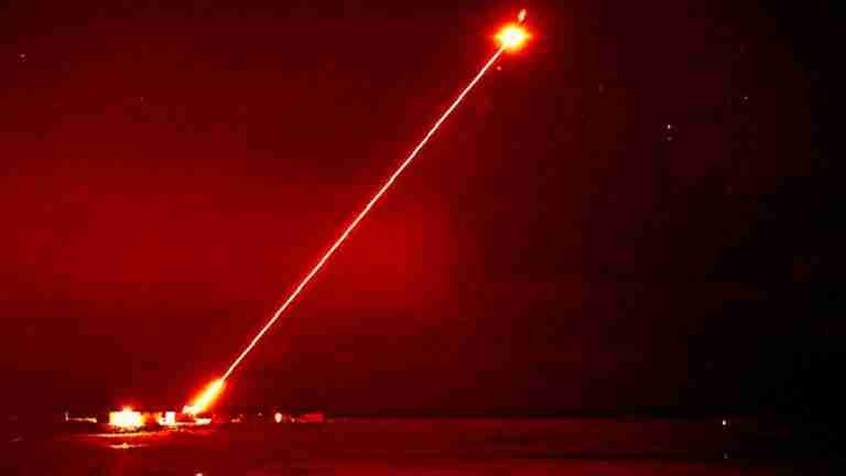 Presupuesto para la guerra: Reino Unido anuncia su primera arma láser llamada DragonFire