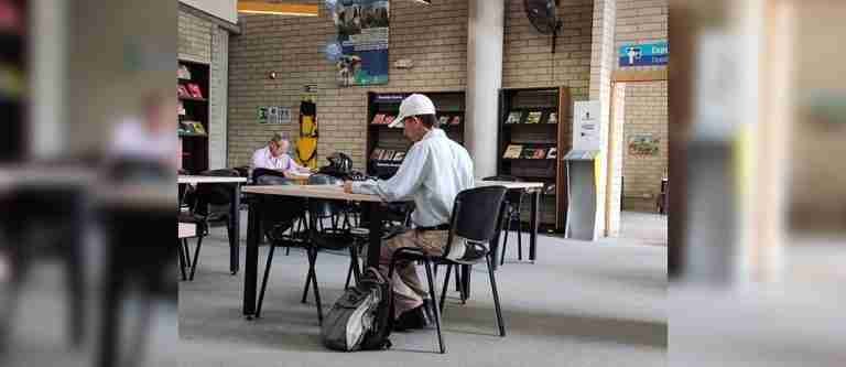 El Sistema de Bibliotecas Públicas de Medellín reabre sus servicios