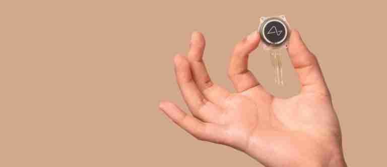 ‘Telepathy’, el chip cerebral de Elon Musk que ya se implantó en un ser humano