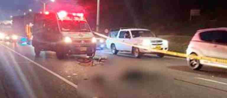 En Rionegro una moto arrolló a una ciclista y la mató