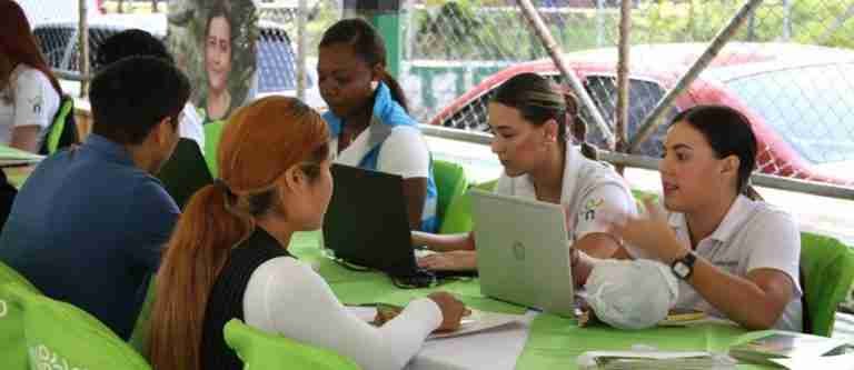 Antioquia tiene más de 900 vacantes de empleo disponibles