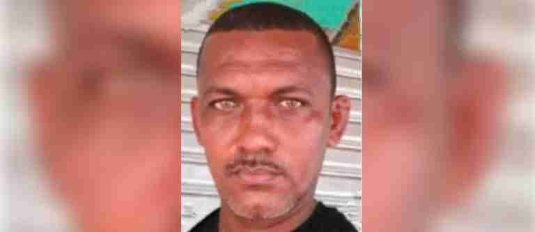Hombre asesinado por defender a su perro