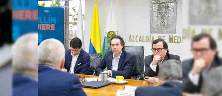 Alcalde de Medellín advierte sobre riesgo de proyectos financiados con recursos de la Nación