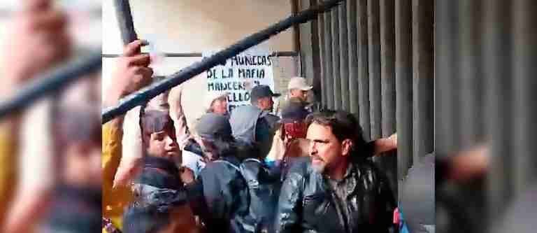 “Deben ser investigadas”: Petro sobre personas que asedian el Palacio de Justicia