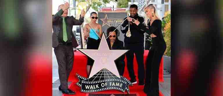 Lenny Kravitz recibió su estrella en el Paseo de la Fama de Hollywood