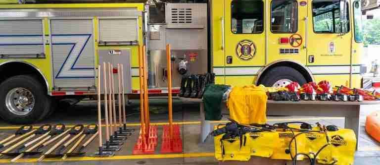 ¡Buenas noticias! Bomberos del Área Metropolitana reciben nuevas herramientas para controlar incendios forestales