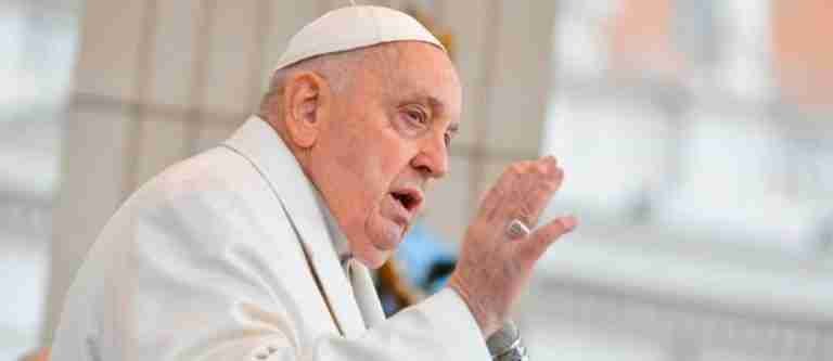 “Tengan el valor de negociar”: Papa Francisco a Ucrania