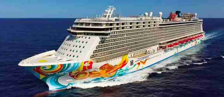 Crucero nudista de Norwegian Cruise Line zarpará desde Miami en 2025