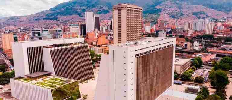 La Alcaldía de Medellín abre convocatoria de prácticas profesionales para 161 estudiantes