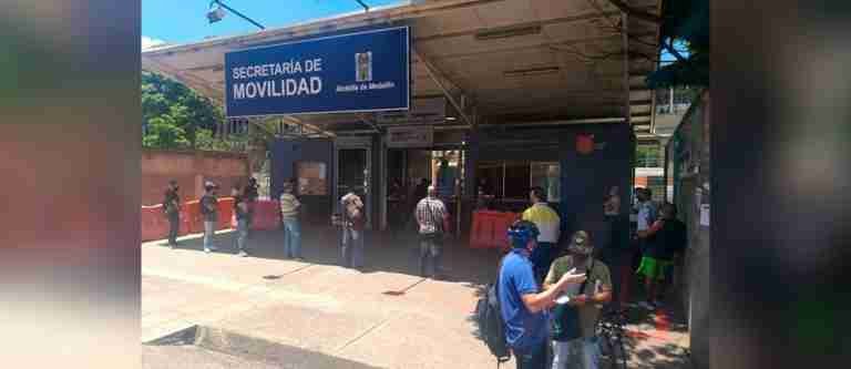 Prorrogan tres meses más la suspensión del funcionario de la Secretaría de Movilidad