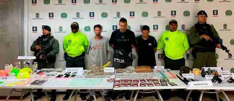 En Bello capturaron 3 presuntos integrantes del grupo delincuencial Pachelly con armas y droga