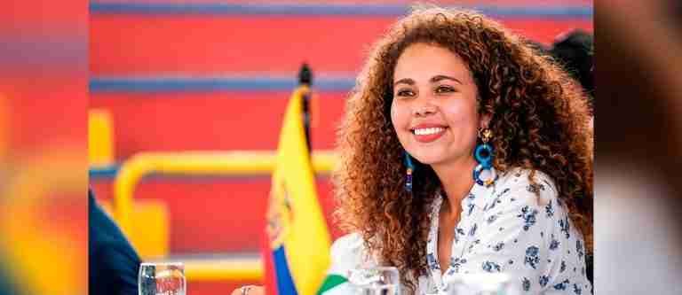 Ministra de Ciencias investigada por presuntas irregularidades en H.V.