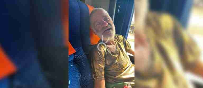 ¡Inspirador! Habitante en situación de calle viaja a Rionegro para devolver billetera encontrada en basurero de Medellín