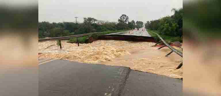Lluvias e inundaciones tienen el mundo bajo el agua