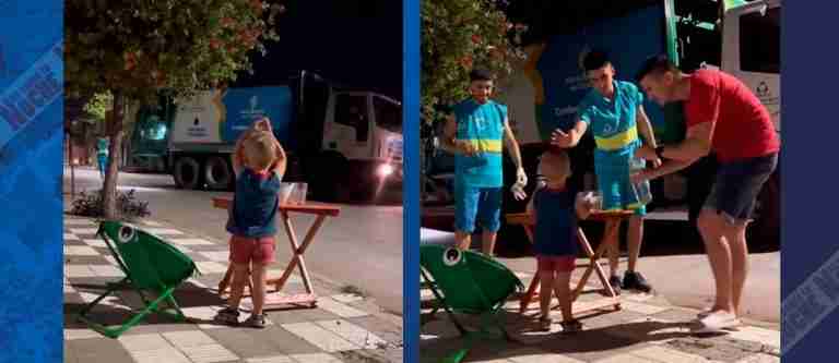 Tras intensa jornada de calor, padre e hijo esperan con refrescos a recolectores de basura 