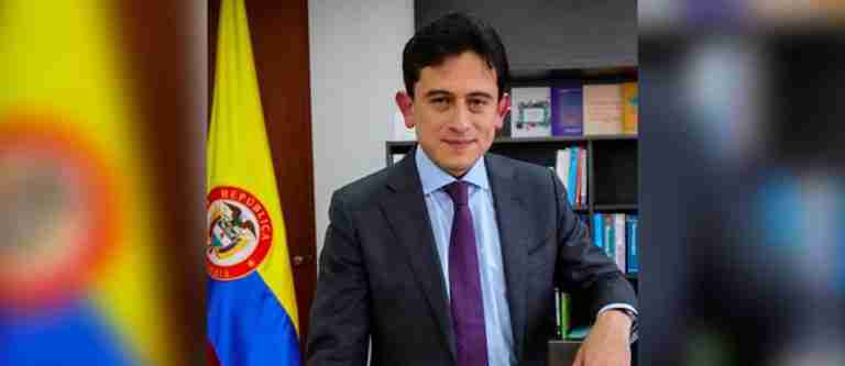 La DIAN se queda sin «Mr. Taxes»: Luis Carlos Reyes será reemplazado por Jairo Orlando Villabona
