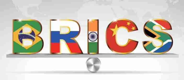 Los Brics se alejan del sistema dolarizado