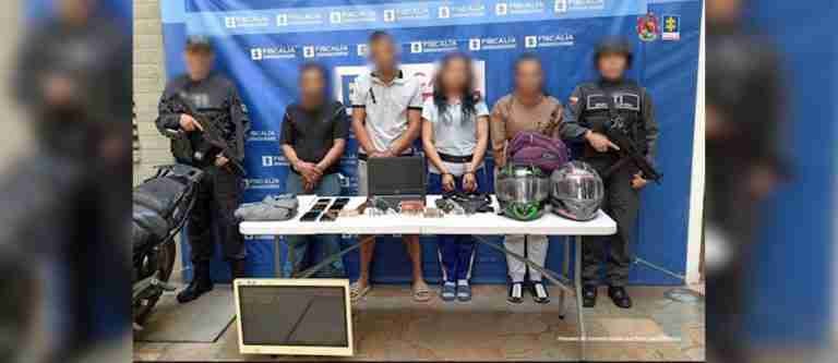 La enviaron a la cárcel como presunta determinadora de asesinar a su pareja sentimental