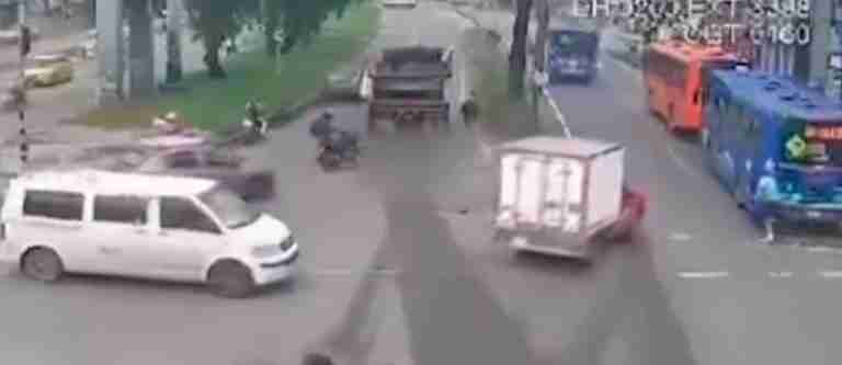 En video quedó la muerte de un ciclista en accidente de tránsito