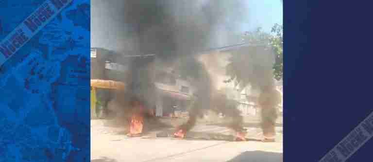 Comerciantes bloquean vía del centro de Barranquilla por corte de energía