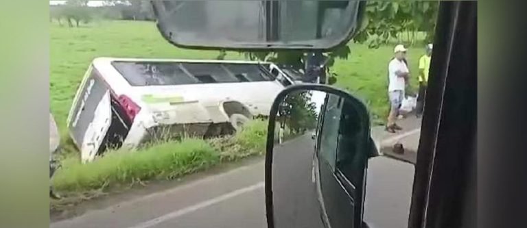 15 personas heridas dejó un accidente de bus en Urabá