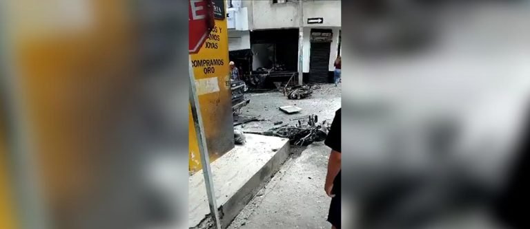 Pánico en Samaniego por atentado con moto bomba