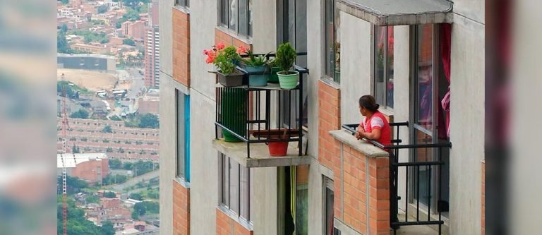 Isvimed abre convocatoria para mejorar viviendas en Medellín con subsidios de hasta $7.8 millones